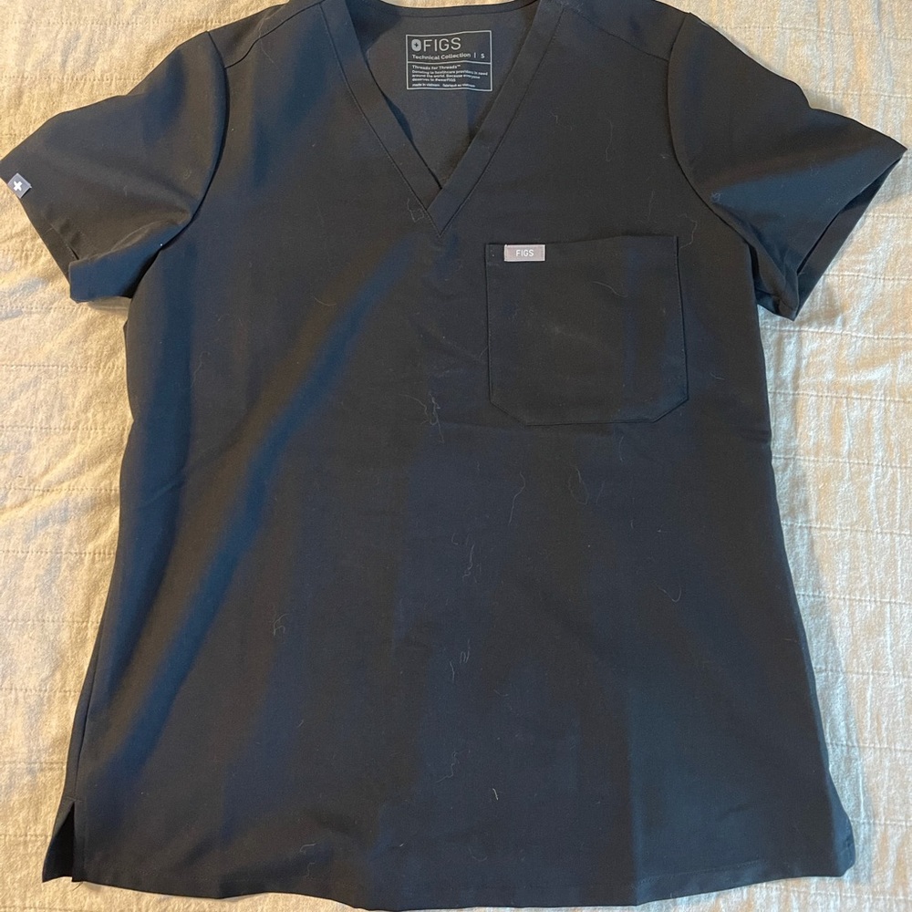FIG Catalina One Pocket Scrub Top